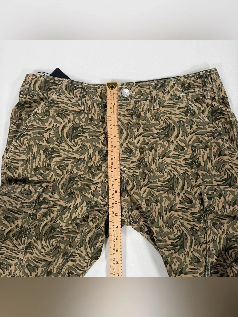 NWT True Religion Mens Size 34x32 Abstract Camo SN Cargo Pants Swirl Green $129